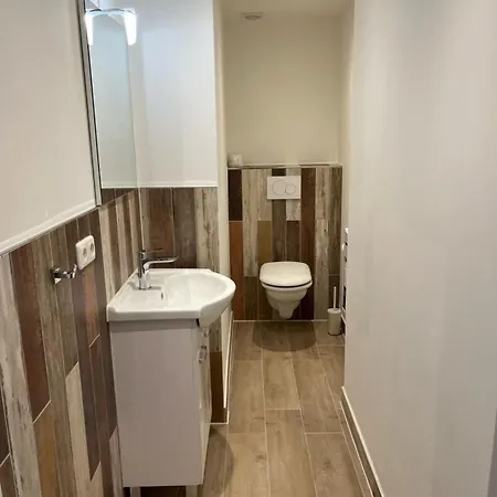 Appartement Gemuetliches Einzelzimmer In - Zentral Gelegen Ideal Fuer Monteuere U Reisende, Gemeinschaftsbad Nr 2 Gross Vollstedt